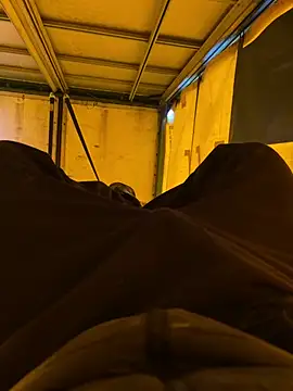 Snapshot of cussy007 chatting on 17, 12, 2024 cussy007 online show from 17, 12, 2024