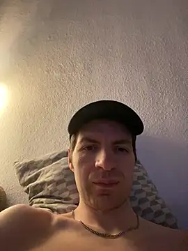 Snapshot of Ricoleckt chatting on 6, 2, 2025 Ricoleckt online show from 6, 2, 2025