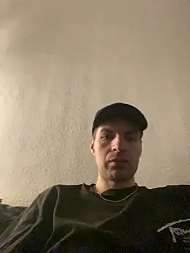 Snapshot of Ricoleckt chatting on 1, 3, 2025 Ricoleckt online show from 1, 3, 2025