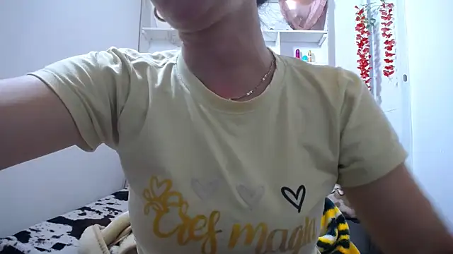 Snapshot of Luna_girlhot_ chatting on 6, 2, 2026 Luna girlhot online show from 6, 2, 2026