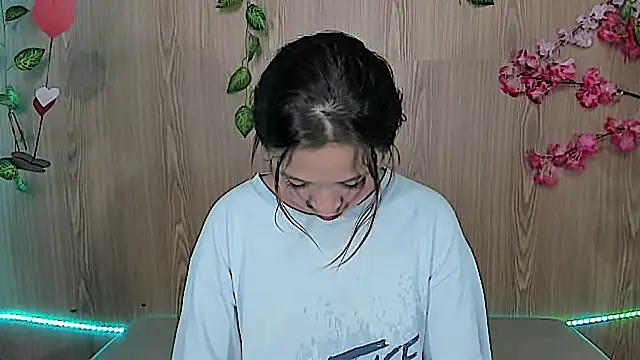 jenelotizz06 online show from 14, 9, 2025