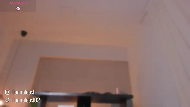 hanna lee02 online show from 6, 3, 2026