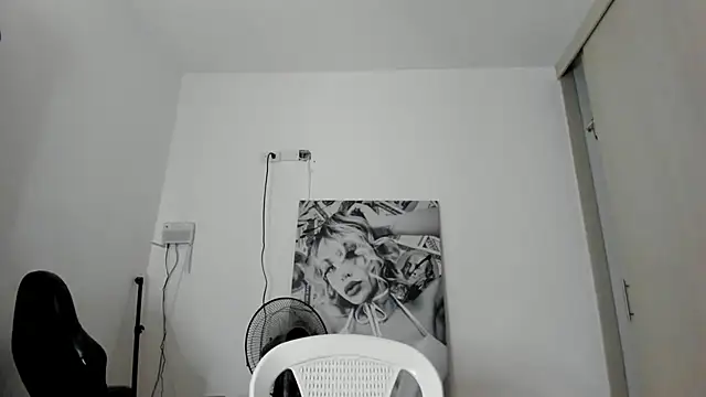  juliana star  online show from 12, 2, 2026