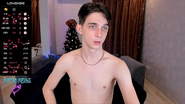 Snapshot of Aaron_Boom chatting on 5, 1, 2026 Aaron Boom online show from 5, 1, 2026