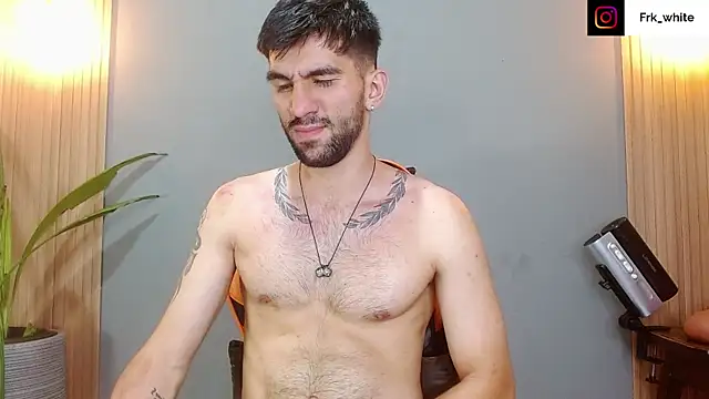 Snapshot of Mr_WhiteCock chatting on 6, 1, 2026 Mr WhiteCock online show from 6, 1, 2026