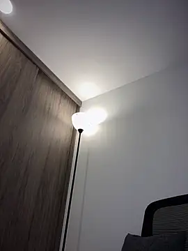 Rae Lil White online show from 13, 3, 2025