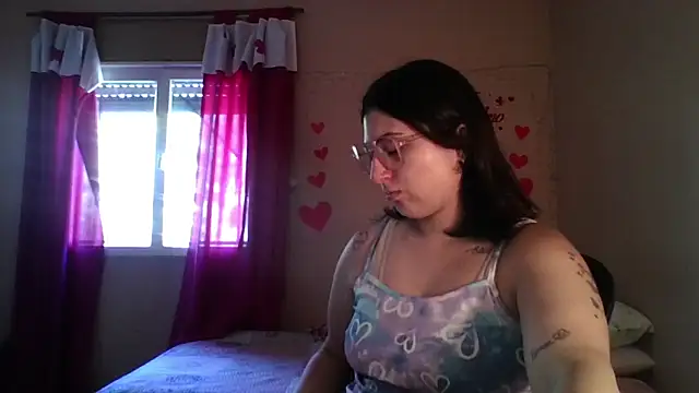 imsohornydacom online show from 22, 2, 2026