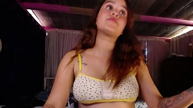 ZoeKuipers13 online show from 10, 1, 2025