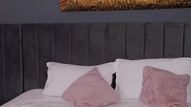 Emmelyn online show from 16, 10, 2025