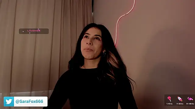 Snapshot of Sara_Foxx1 chatting on 30, 7, 2026 Sara Foxx1 online show from 30, 7, 2026