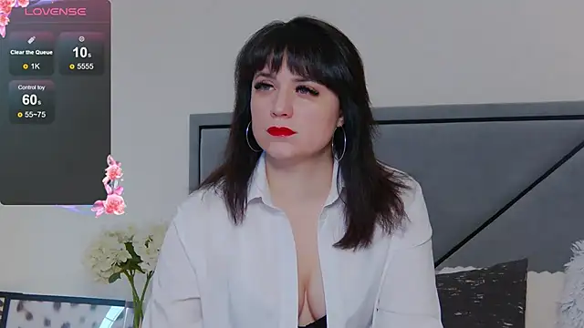 BellaHillss online show from 4, 3, 2025