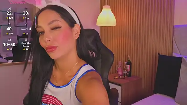 Dakota diaz  online show from 29, 10, 2025