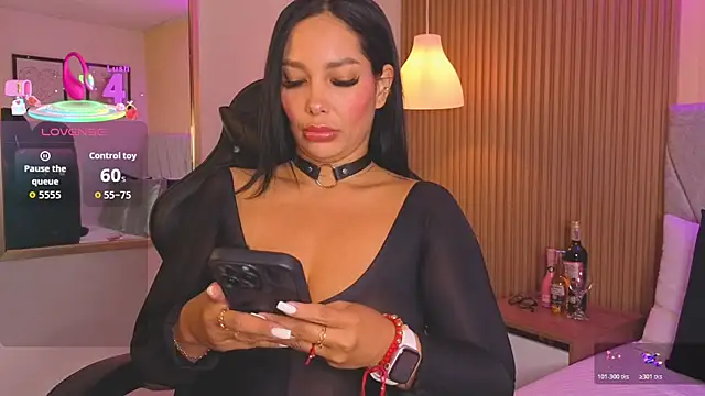 Dakota diaz  online show from 27, 11, 2025