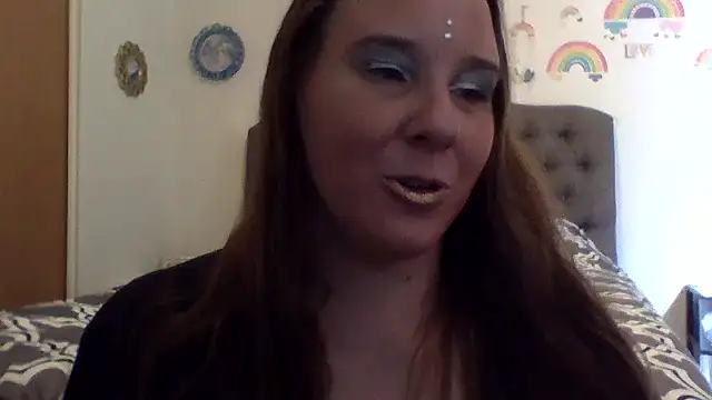 Snapshot of cosmicgoddess369 chatting on 18, 10, 2025 cosmicgoddess369 online show from 18, 10, 2025