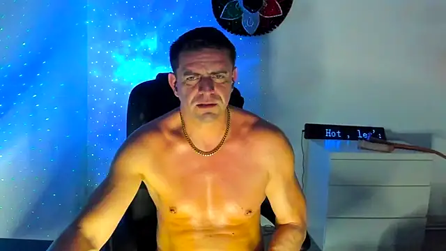 Snapshot of petr37pol chatting on 13, 4, 2026 petr37pol online show from 13, 4, 2026