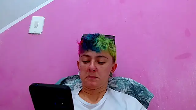 tomboyblue online show from 15, 9, 2025