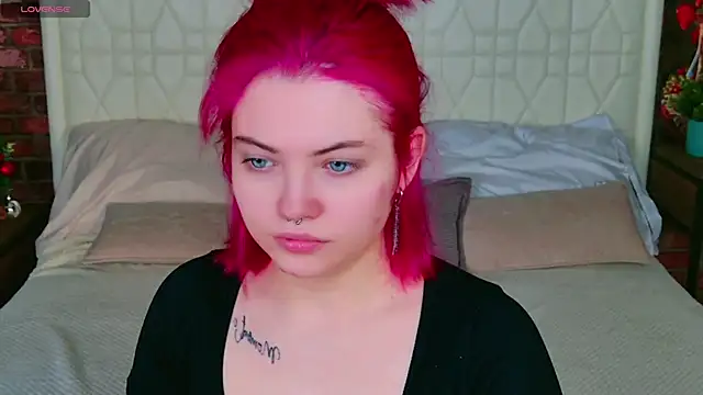 Snapshot of Lisa_Adam chatting on 17, 12, 2024 Lisa Adam online show from 17, 12, 2024