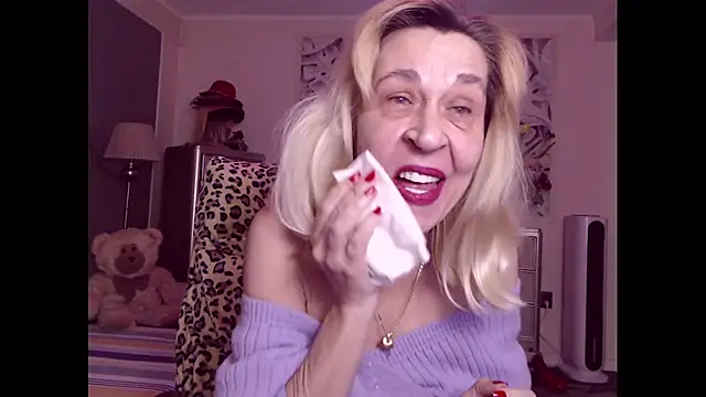 HornyMilf 555 online show from 22, 12, 2025