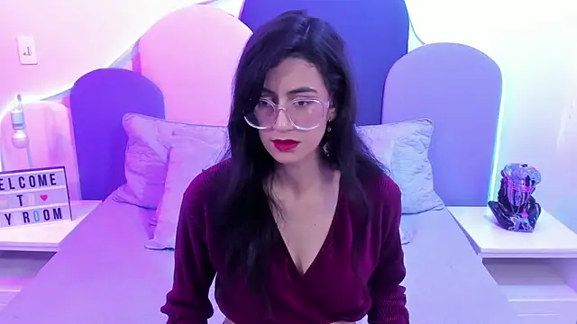 SophieGomez22 online show from 10, 2, 2025