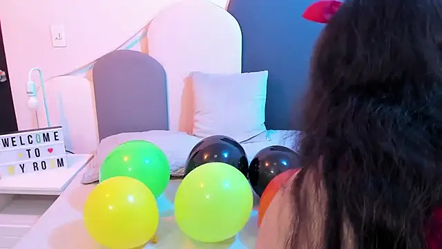 SophieGomez22 online show from 22, 2, 2025