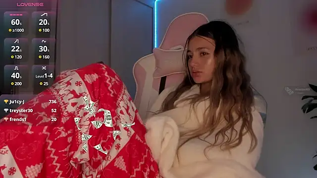 Snapshot of LittleSofia_ chatting on 25, 12, 2024 LittleSofia online show from 25, 12, 2024