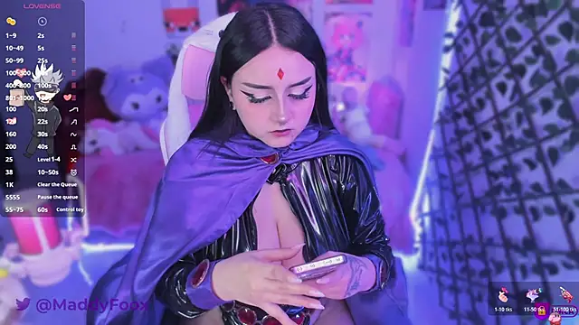 MaddyFooxx online show from 15, 12, 2025