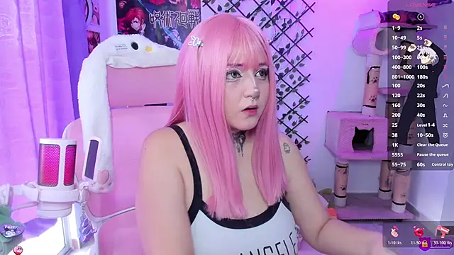 Snapshot of MaddyFooxx chatting on 13, 6, 2026 MaddyFooxx online show from 13, 6, 2026