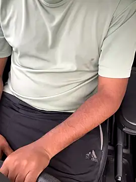 Snapshot of bighorn2000 chatting on 27, 10, 2025 bighorn2000 online show from 27, 10, 2025