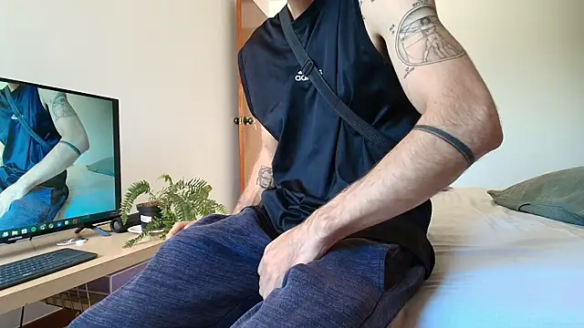ALEJANDRO BIGCOCK online show from 11, 7, 2026
