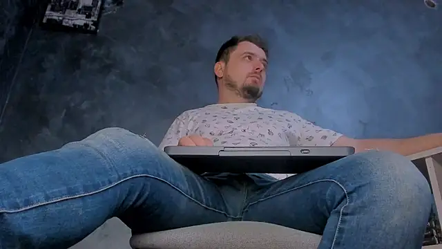 Snapshot of Master_Mark_Wayne chatting on 31, 3, 2026 Master Mark Wayne online show from 31, 3, 2026