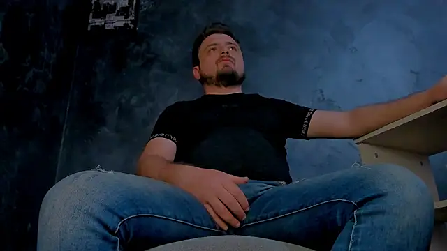 Snapshot of Master_Mark_Wayne chatting on 12, 4, 2026 Master Mark Wayne online show from 12, 4, 2026