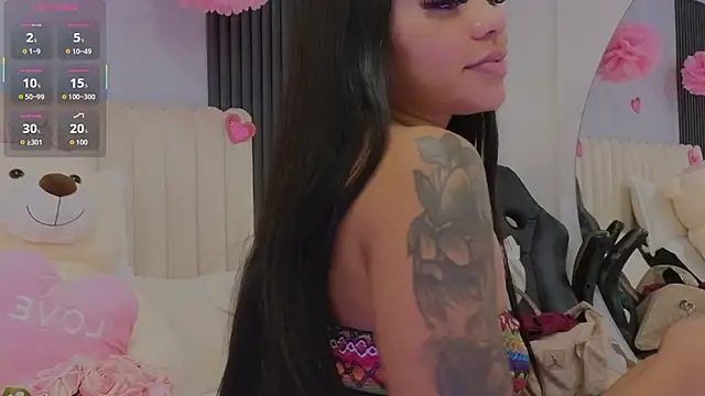 Snapshot of Madiee_Rhea chatting on 25, 4, 2026 Madiee Rhea online show from 25, 4, 2026