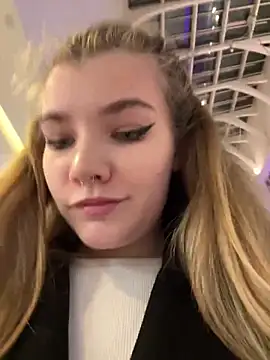 Snapshot of Holy_Tereza chatting on 11, 12, 2024 Holy Tereza online show from 11, 12, 2024