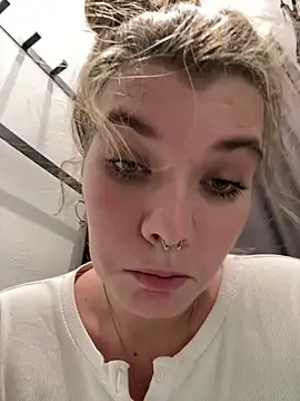 Snapshot of Holy_Tereza chatting on 5, 3, 2025 Holy Tereza online show from 5, 3, 2025