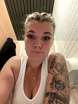 Snapshot of Holy_Tereza chatting on 28, 9, 2025 Holy Tereza online show from 28, 9, 2025