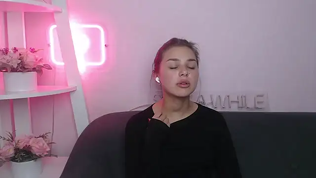 MilanaAngelAs online show from 18, 10, 2025