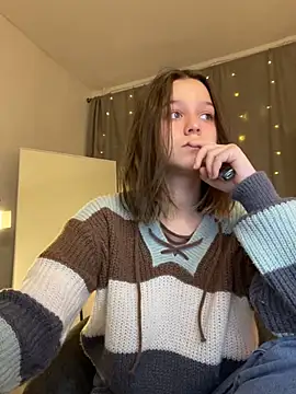 Snapshot of Addelin_Moon chatting on 25, 1, 2025 Addelin Moon online show from 25, 1, 2025