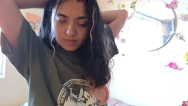 Snapshot of ViolettaSummer chatting on 11, 1, 2025 ViolettaSummer online show from 11, 1, 2025