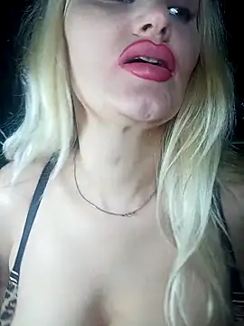 Freya Milf online show from 3, 2, 2026