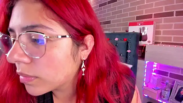 Snapshot of Rousse_Collinss chatting on 3, 12, 2024 Rousse Collinss online show from 3, 12, 2024