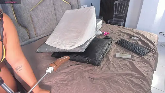 Katejordan online show from 8, 1, 2025