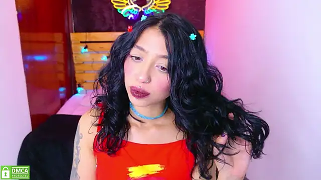 Snapshot of REDHOTTER_ chatting on 2, 6, 2026 REDHOTTER online show from 2, 6, 2026