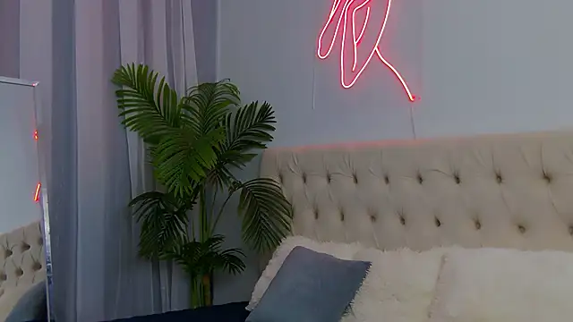NicoleRosss online show from 31, 5, 2026