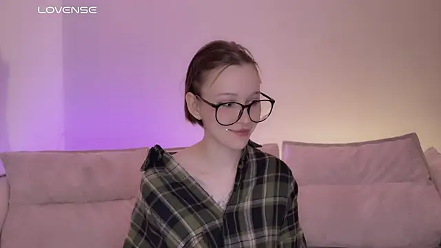 Snapshot of yourconcept chatting on 28, 11, 2025 yourconcept online show from 28, 11, 2025