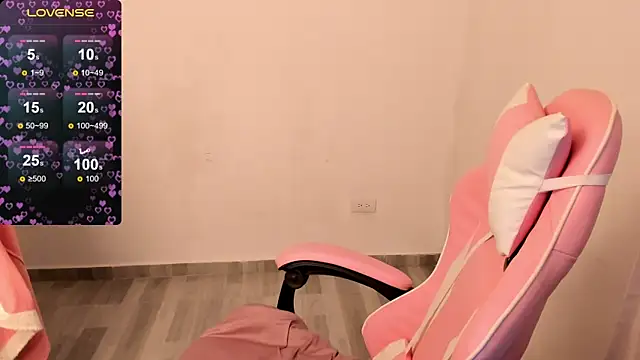 Snapshot of maryluna95 chatting on 28, 12, 2024 maryluna95 online show from 28, 12, 2024