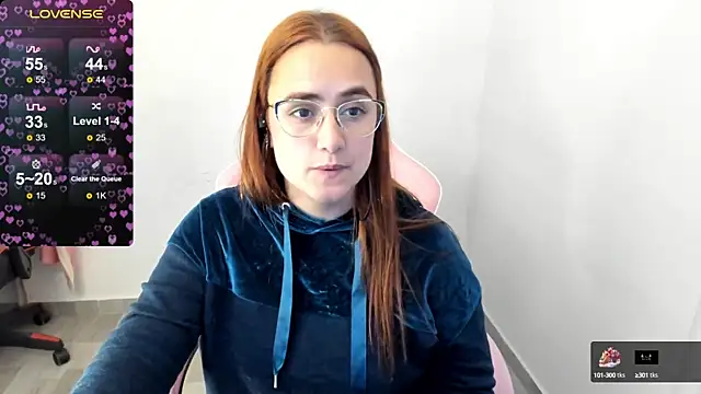 Snapshot of maryluna95 chatting on 7, 1, 2025 maryluna95 online show from 7, 1, 2025