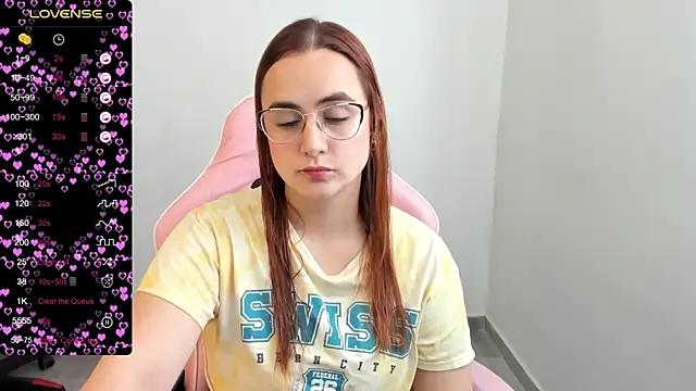 Snapshot of maryluna95 chatting on 26, 2, 2025 maryluna95 online show from 26, 2, 2025