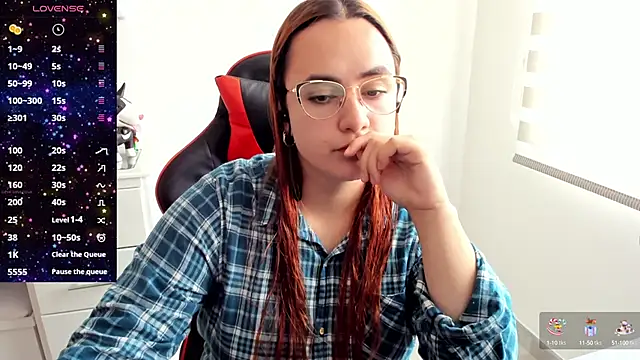 Snapshot of maryluna95 chatting on 16, 9, 2025 maryluna95 online show from 16, 9, 2025