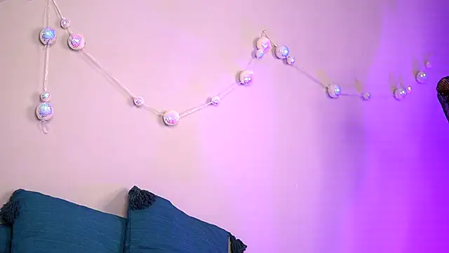 BritneyHudson online show from 14, 12, 2025