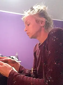 BritneyHudson online show from 16, 2, 2026